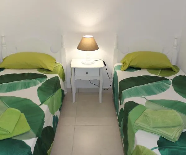 Parque Santiago 1 Next To The * بلايا ذي لاس أميريكاس