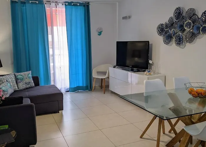 Parque Santiago 1 Next To The *