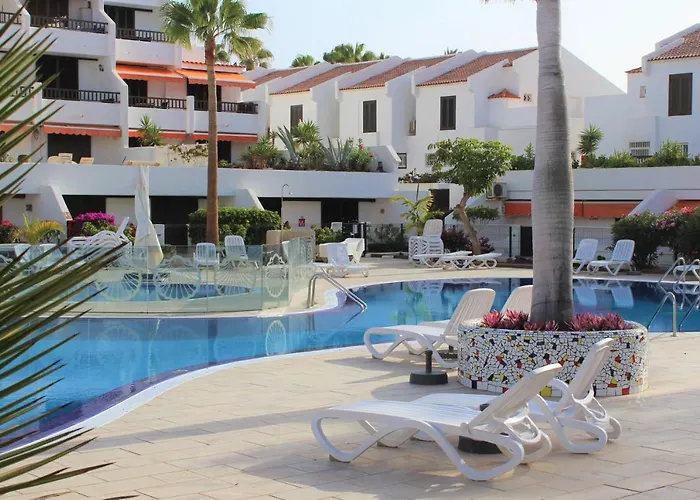 Parque Santiago 1 Next To The * Playa de las Americas (Tenerife)