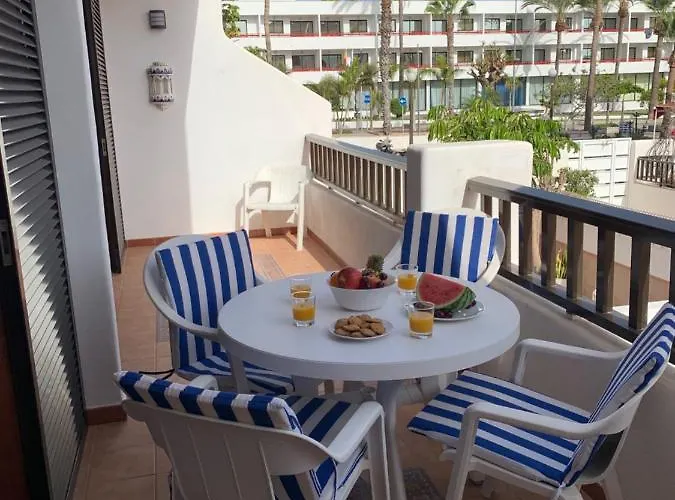 Parque Santiago 1 Next To The * Playa de las Americas (Tenerife)