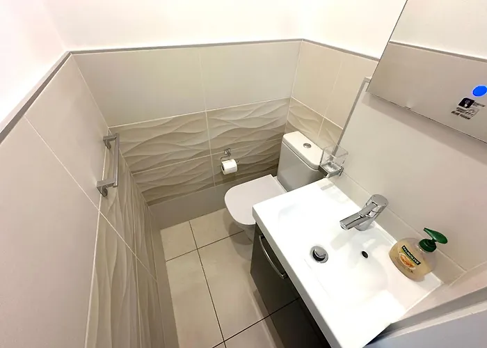 Parque Santiago 1 Next To The *